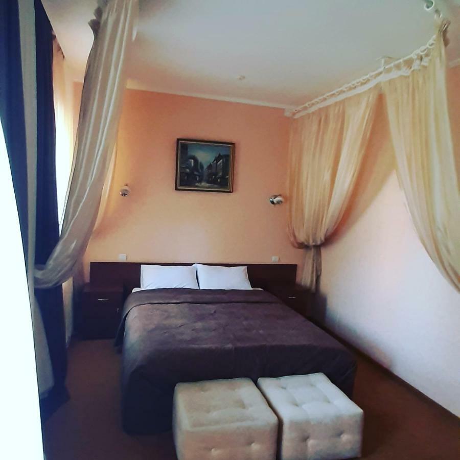Hotel Stara Vezha Boryspilʼ